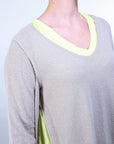 Maxi maglia scollo a V con spacchi laterali tessuto effetto spugna corda