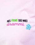 T-shirt m/c in cotone “nel fiore dei miei drammi”