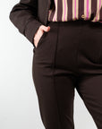 PANTALONI CON ELASTICO SLIM FIT CON CUCITURA APPLICATA