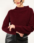 Maglia coste inglese scollo a cratere in misto lana e cashmere
