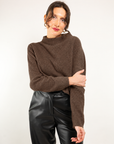 Maglia coste inglese scollo a cratere in misto lana e cashmere