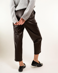 PANTALONE ECOPELLE CON MEZZO ELASTICO