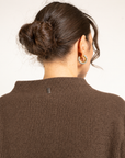 Maglia coste inglese scollo a cratere in misto lana e cashmere
