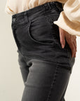 JEANS CAROTA CON 1/2 ELASTICO