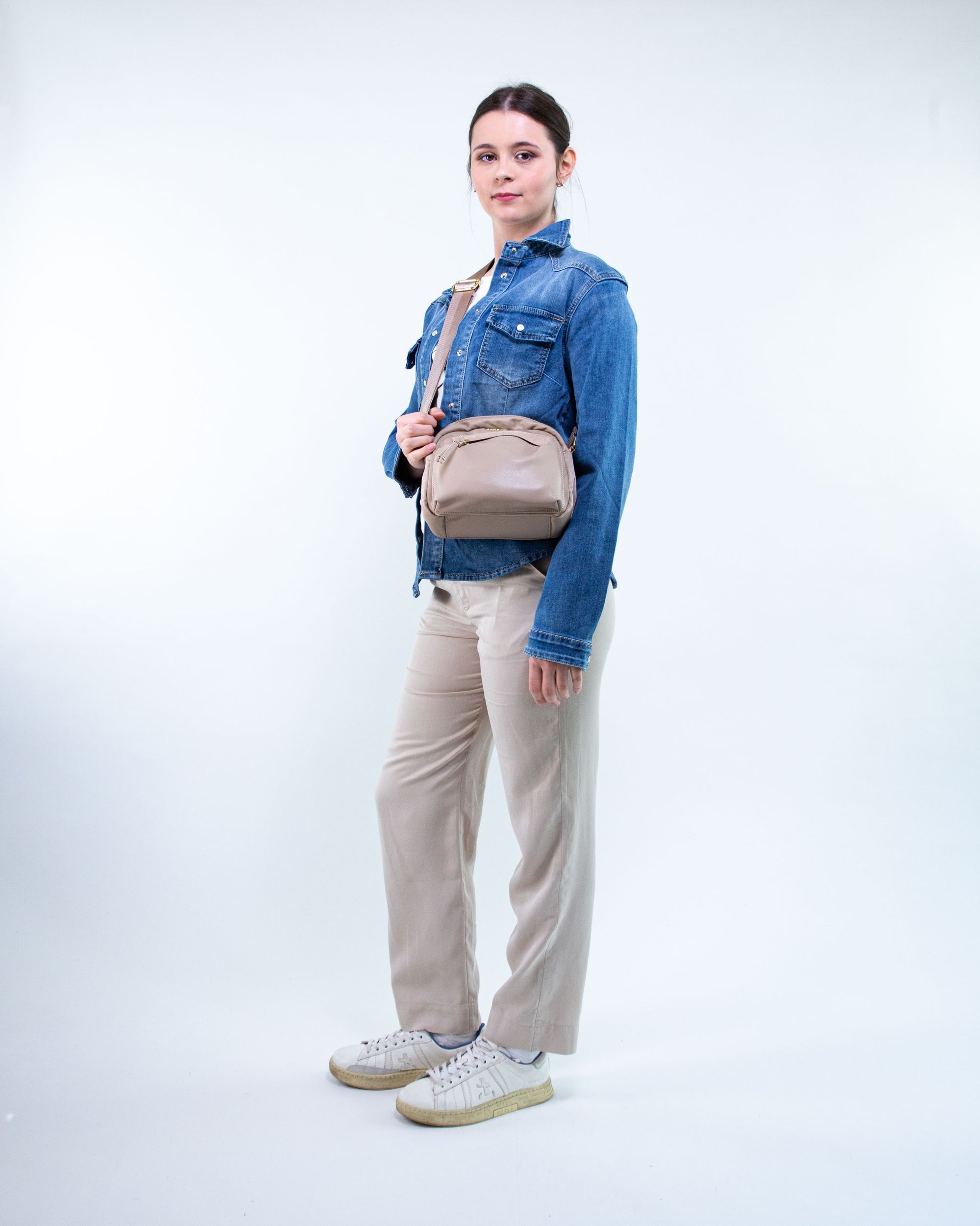 Camicia -75%CO 23%PL 2%EA