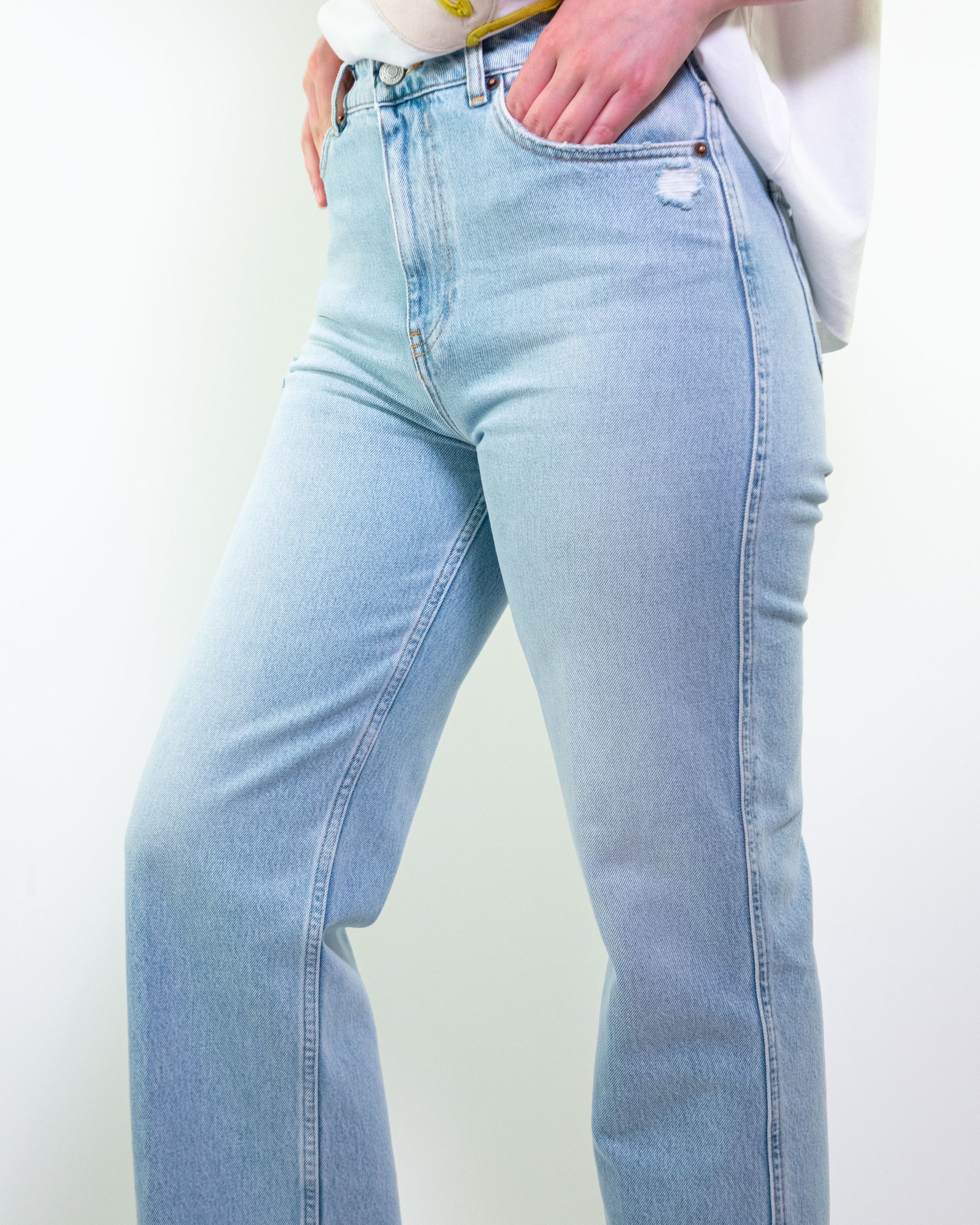 Jeans KATE chiaro con abrasione