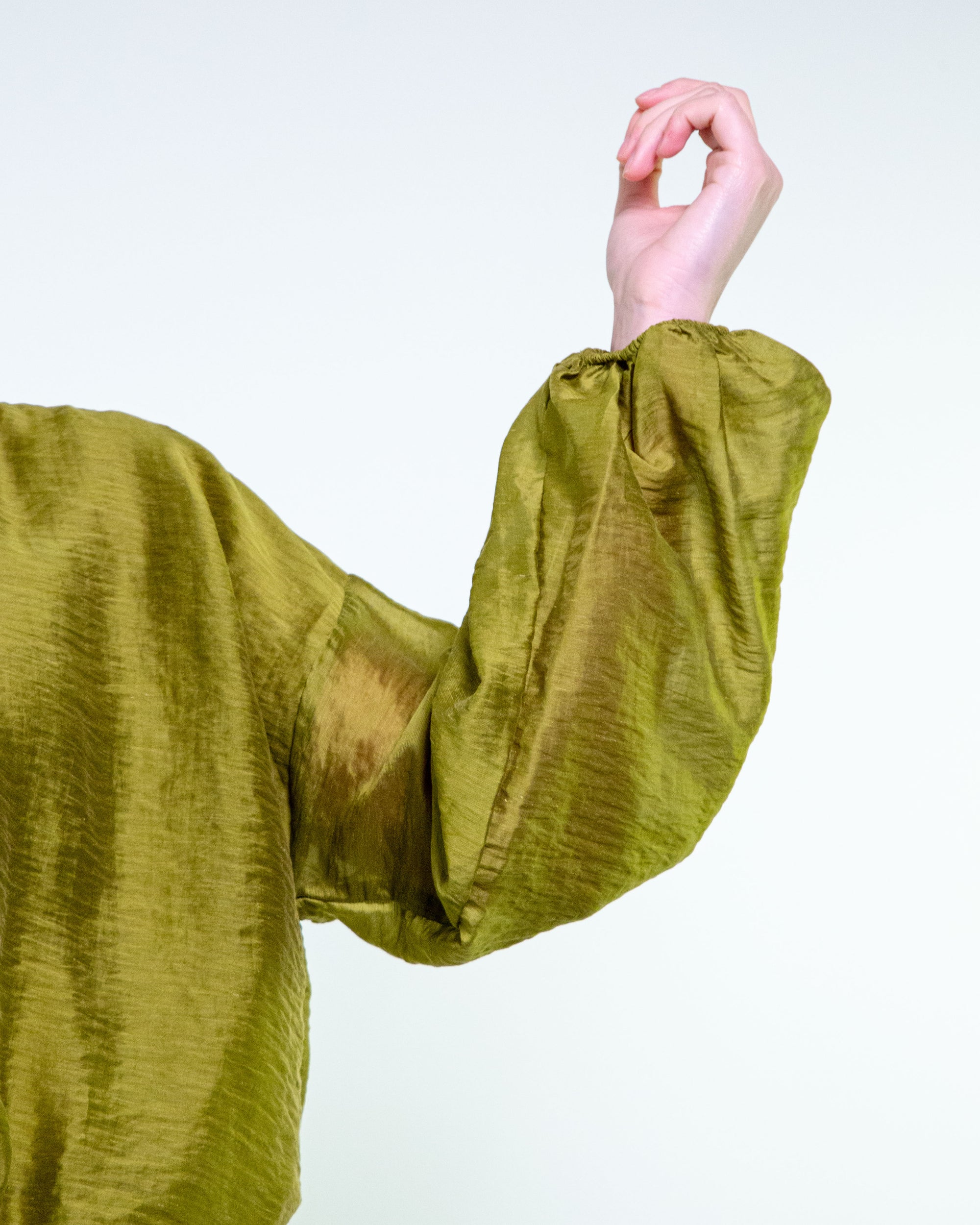 Blusa asimmetrica manica lunga con dettaglio fiocco in cotone-lino