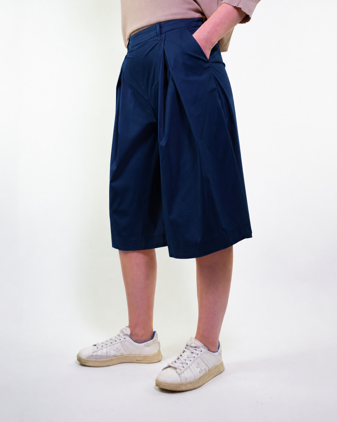 Bermuda in cotone stretch satin