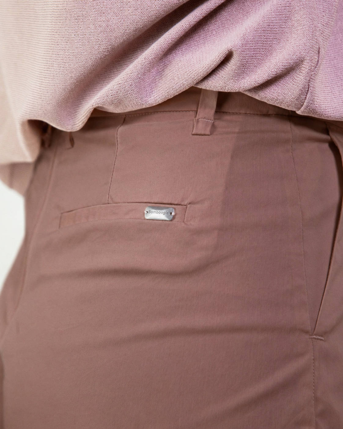 Bermuda in cotone stretch satin