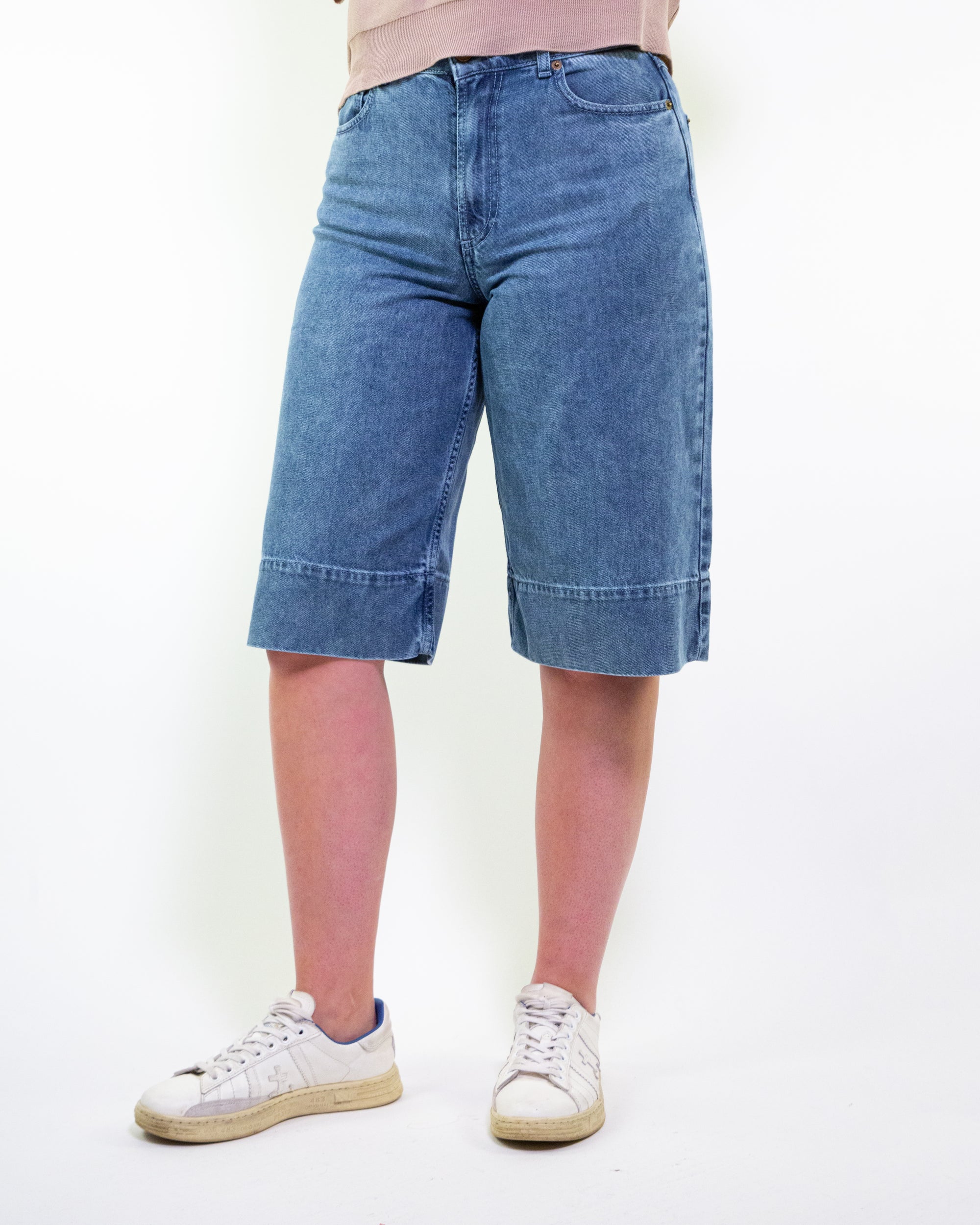Bermuda denim