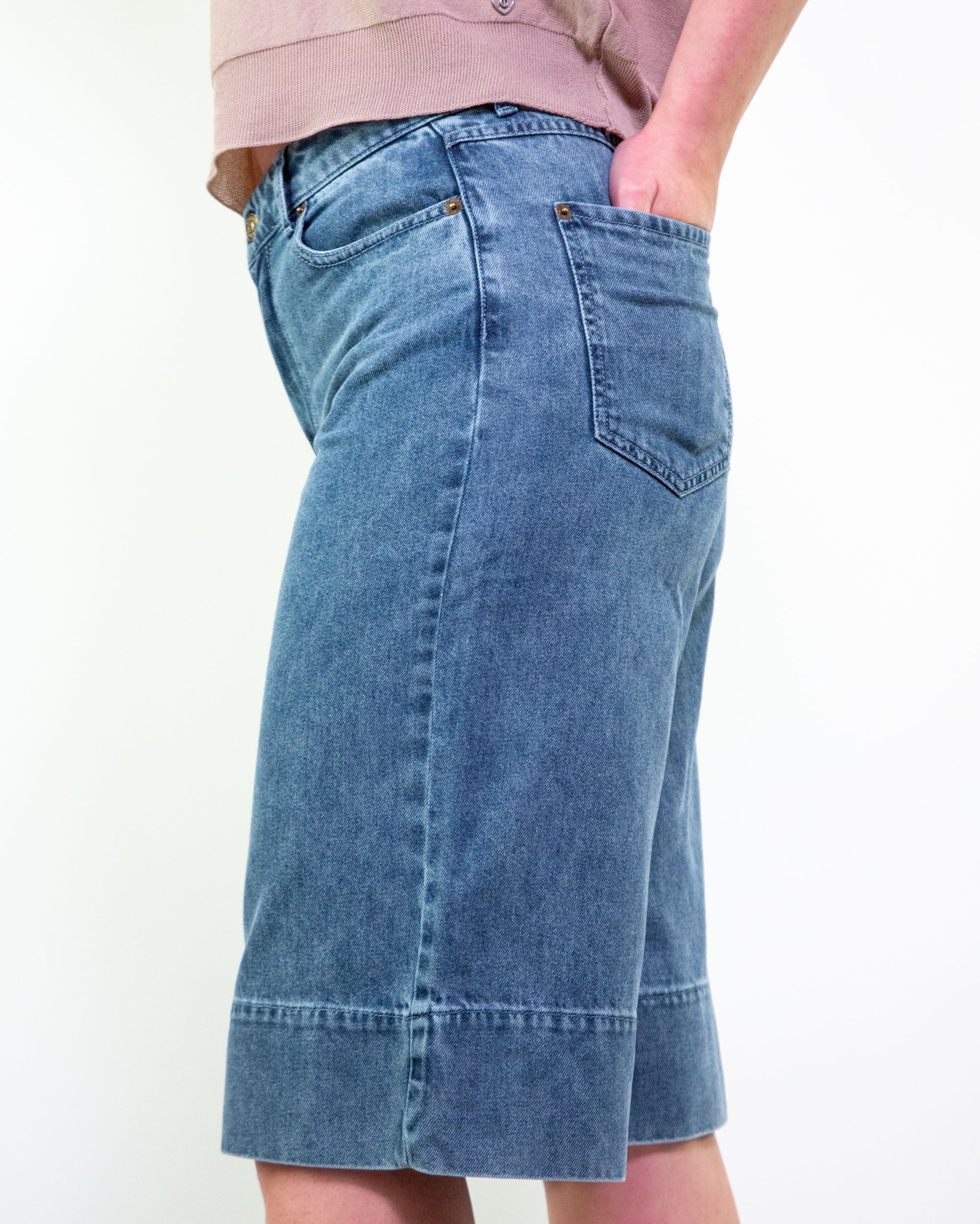 Bermuda denim