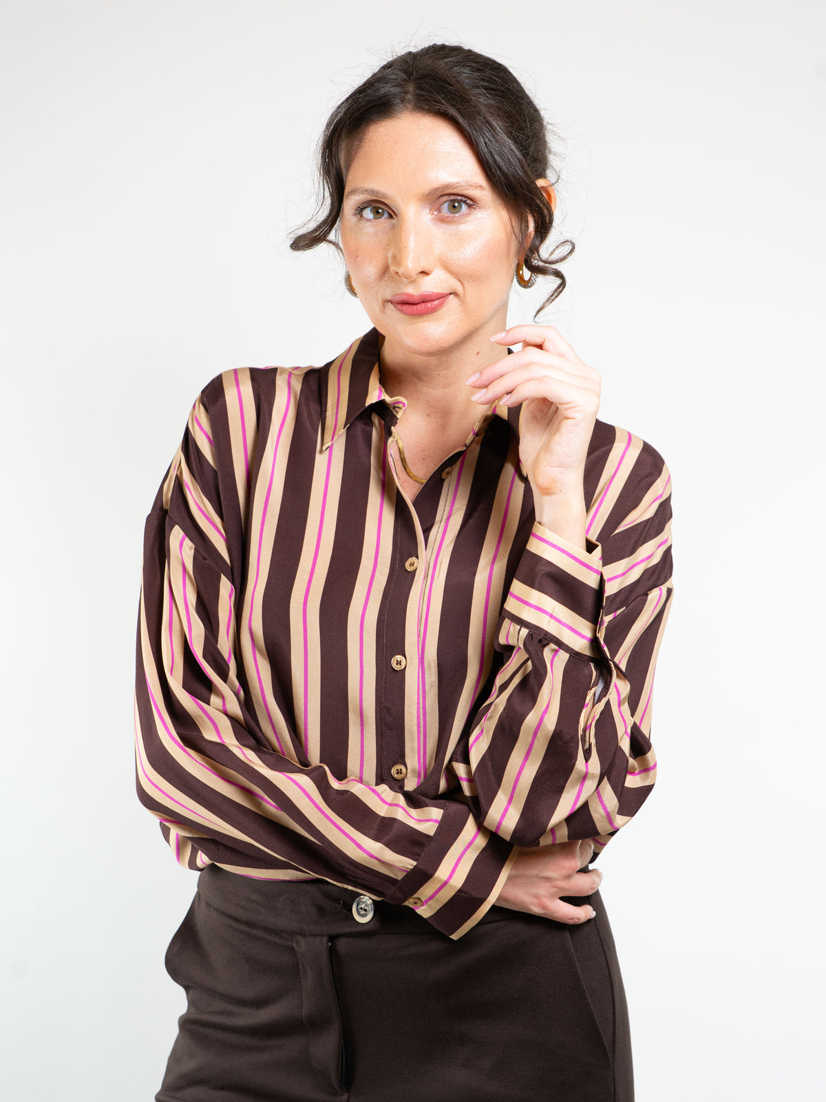 CAMICIA RIGATA CON CRAVATTINO 100% VISCOSA