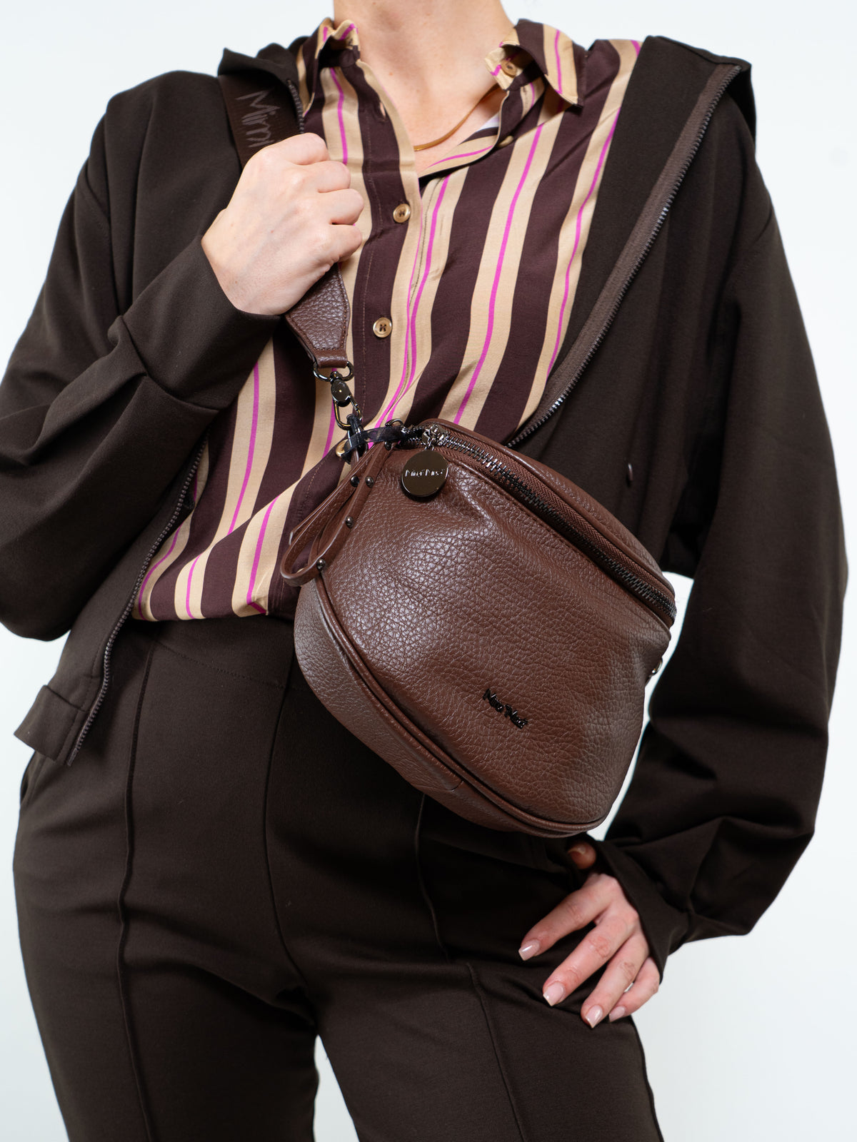 BORSA MARSUPIO CON TRACOLLA LOGATA