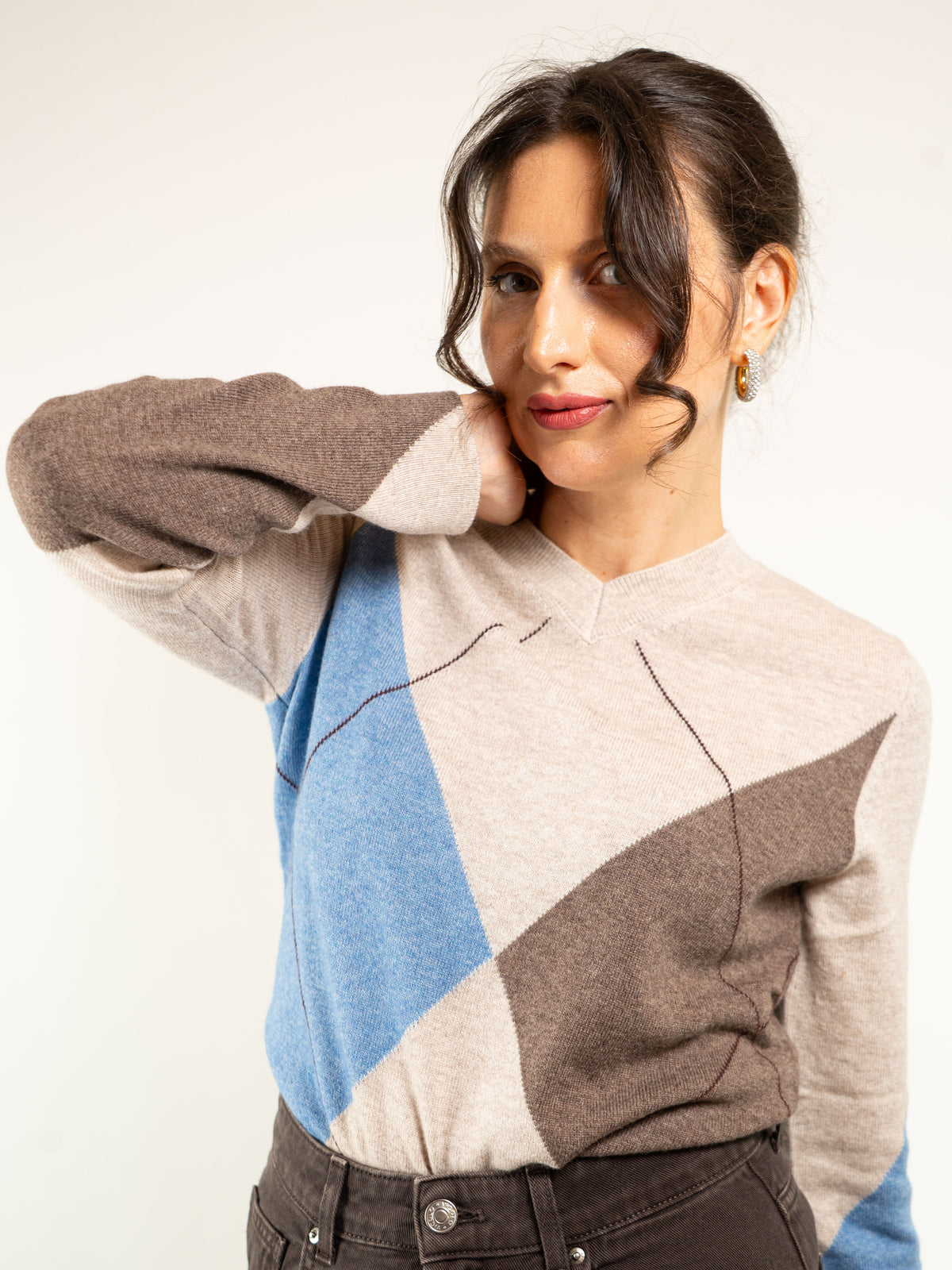 PULL OVER ROMBI SCOLLO V IN MISTO CASHMERE