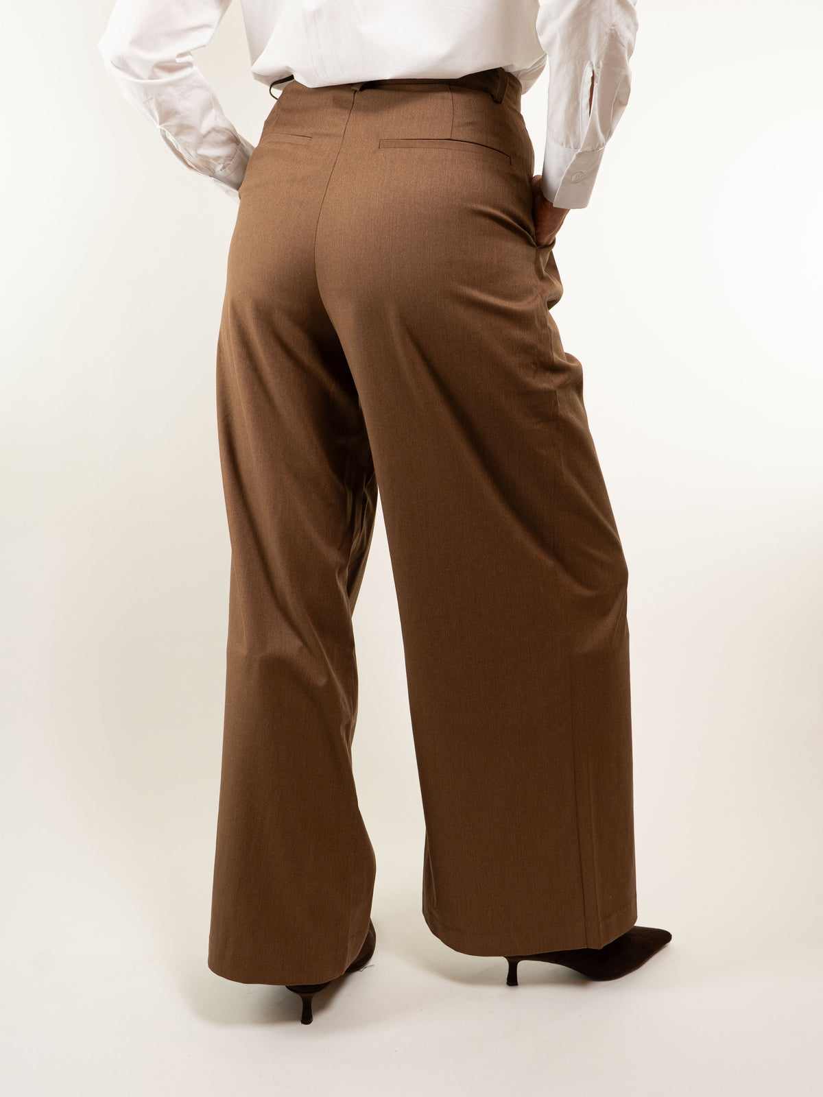 PANTALONI A GAMBA LARGA IN VISCOSA E LANA