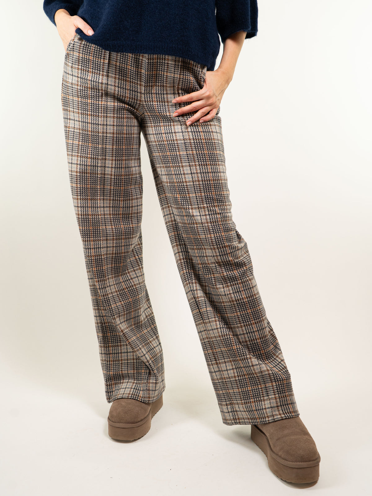 PANTALONE CON ELASTICO GAMBA LARGA IN CHECK