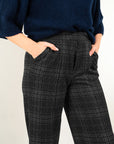 PANTALONE CON ELASTICO GAMBA LARGA IN CHECK