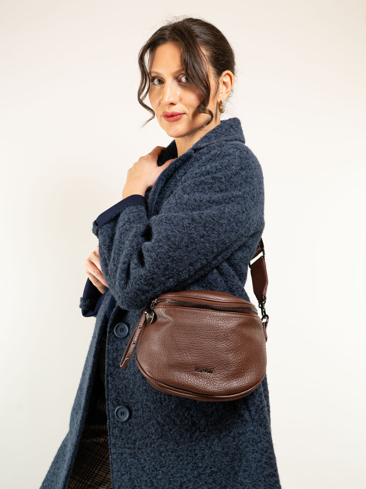 BORSA MARSUPIO CON TRACOLLA LOGATA