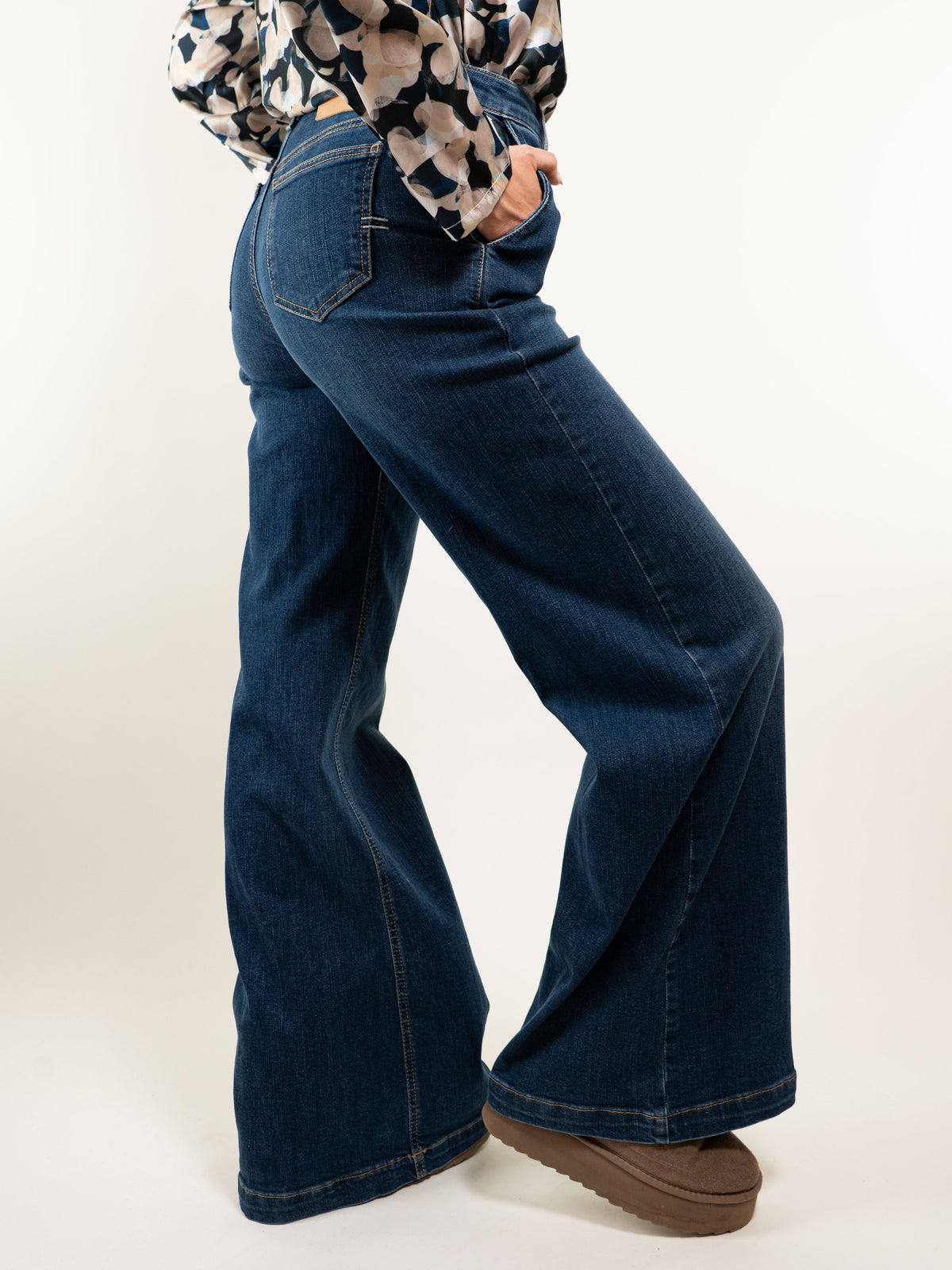 Jeans ELENA Wide Leg Fit
