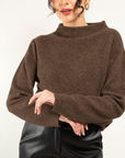 Maglia coste inglese scollo a cratere in misto lana e cashmere