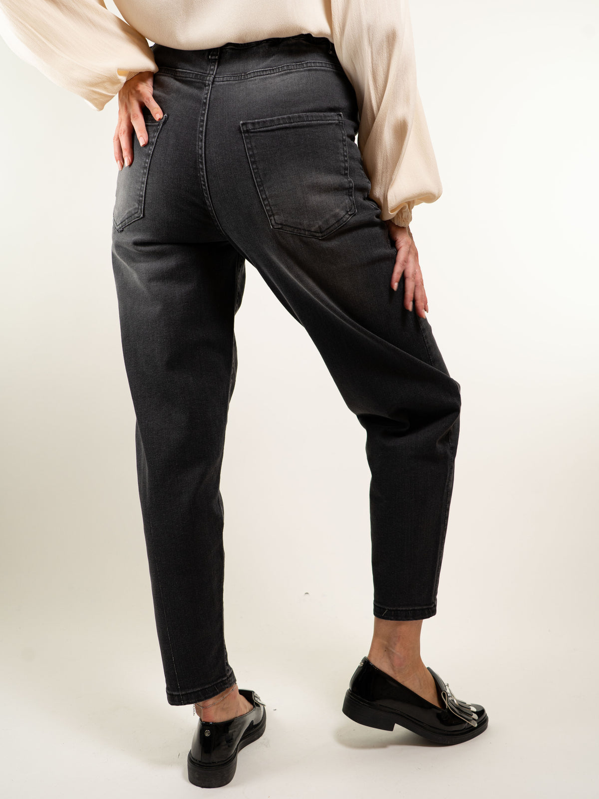 JEANS CAROTA CON 1/2 ELASTICO